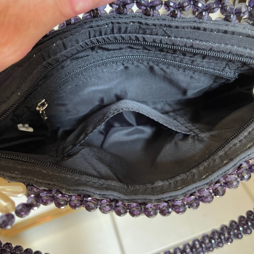 Handbag - Picture 4 of 10